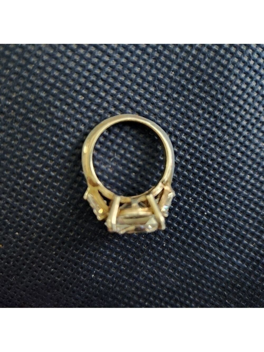 10mm Brilliant Radiant Square Cut, Trillion Accented, Three Stone Ring, sz 7 - Picture 4 of 4